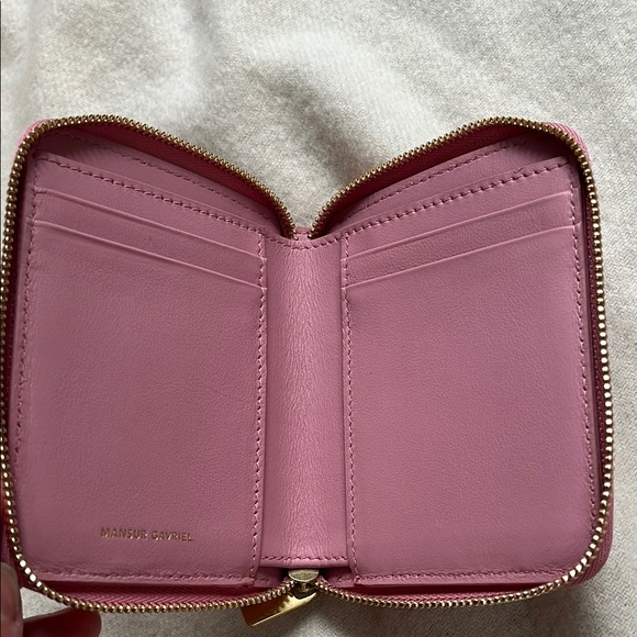 Pink Wallet - Picture 4 of 5